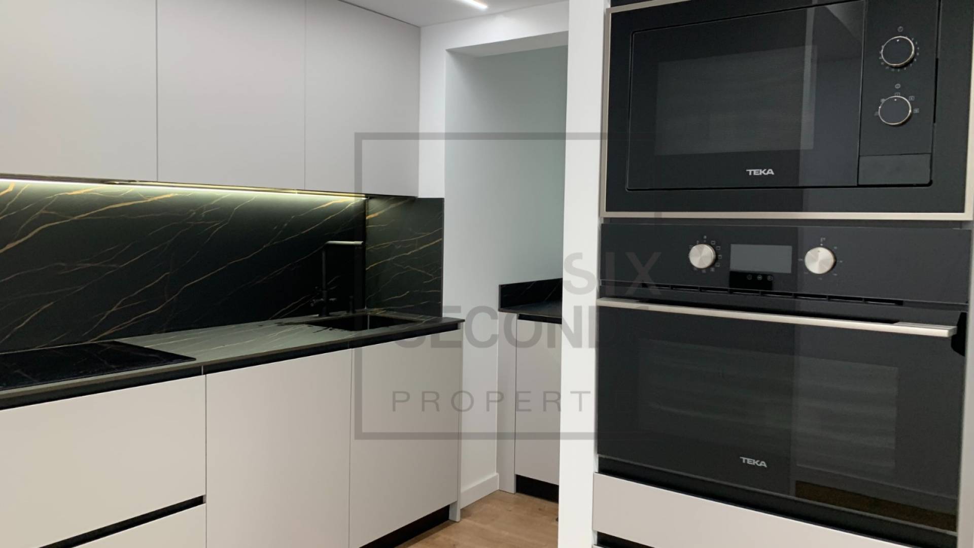 Tweedehands - Appartement  Plat - Alicante - Centro