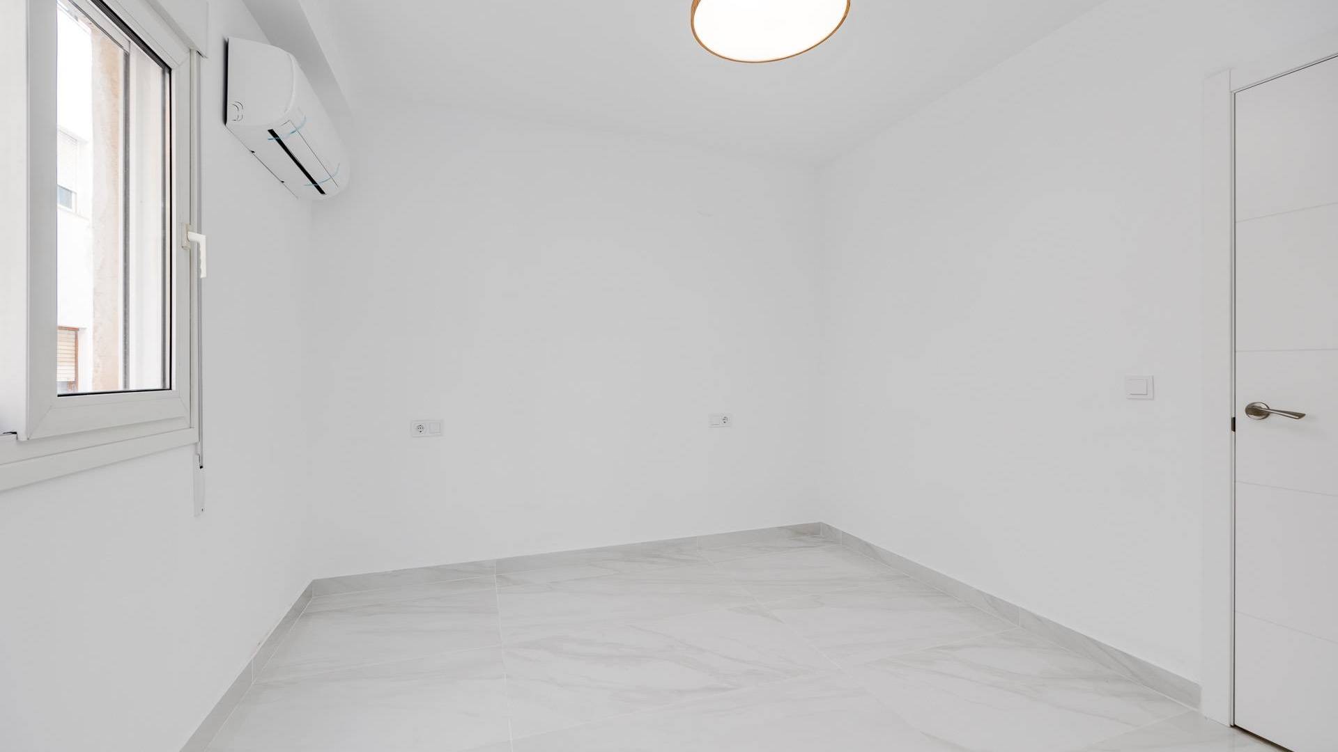 Tweedehands - Appartement  Plat - Torrevieja - Acequion