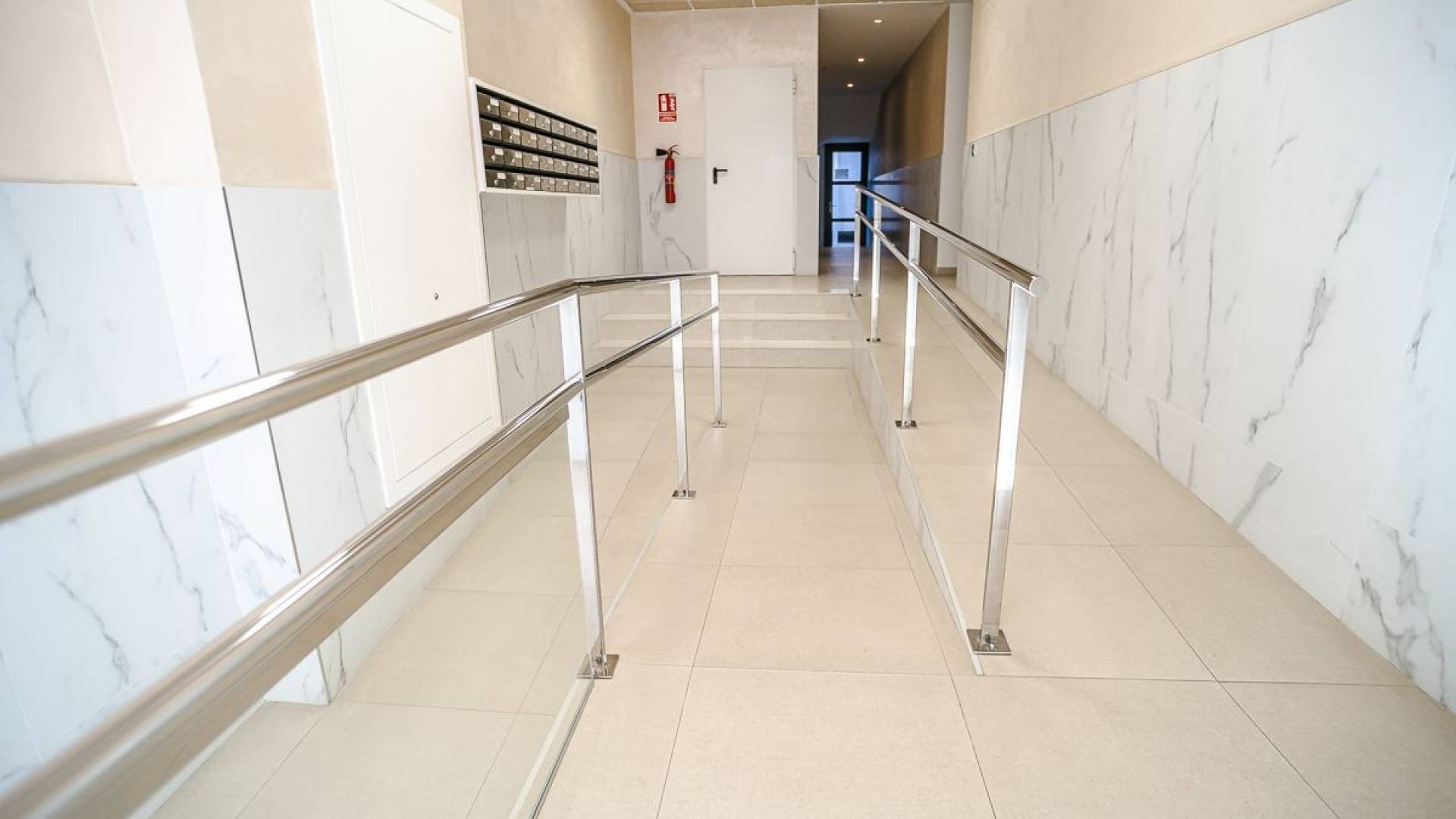 Tweedehands - Appartement - Plat - Torrevieja - Calas Blancas