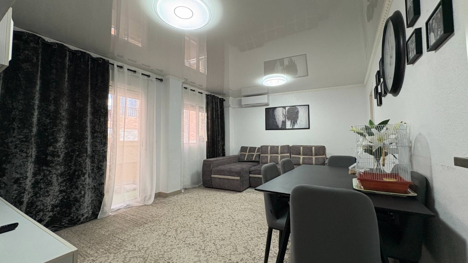 Tweedehands - Appartement - Plat - Torrevieja - Centro