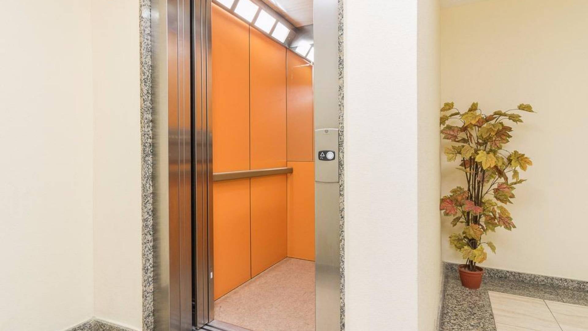 Tweedehands - Appartement - Plat - Torrevieja - Centro