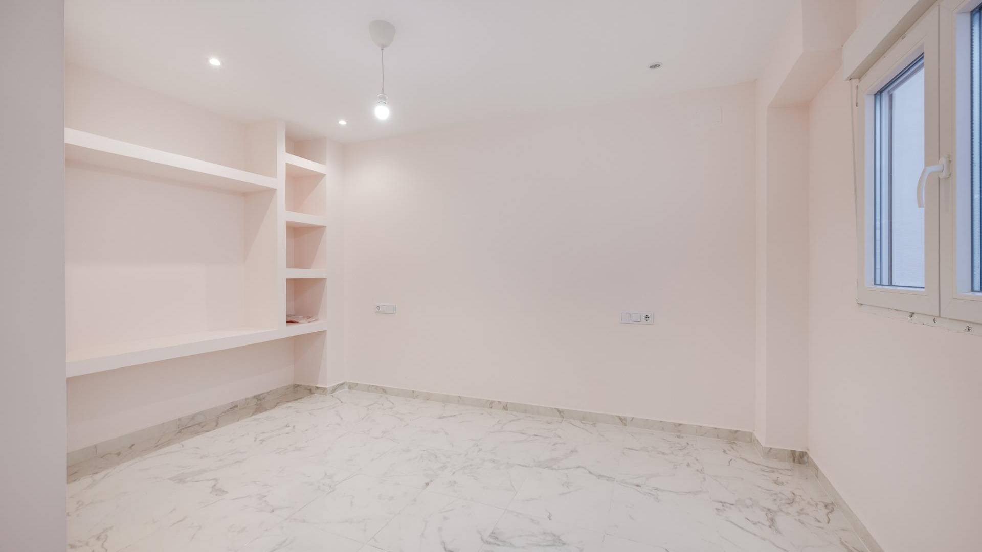 Tweedehands - Appartement  Plat - Torrevieja - Centro