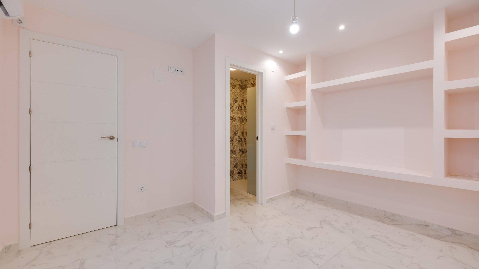 Tweedehands - Appartement  Plat - Torrevieja - Centro
