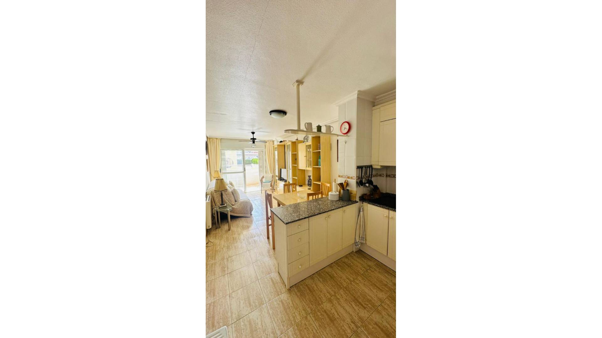 Tweedehands - Appartement  Plat - Torrevieja - Urbanización San Luis