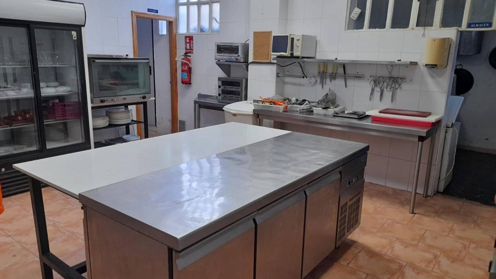 Tweedehands - Commercieel van Locaux - Alicante - Bañeres