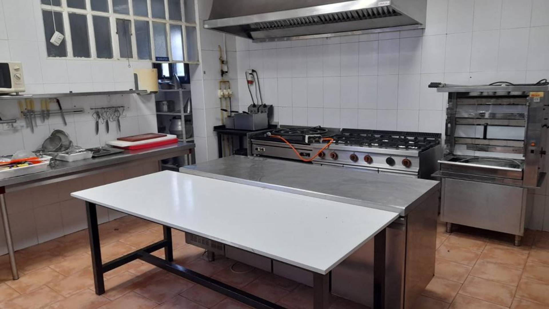 Tweedehands - Commercieel van Locaux - Alicante - Bañeres