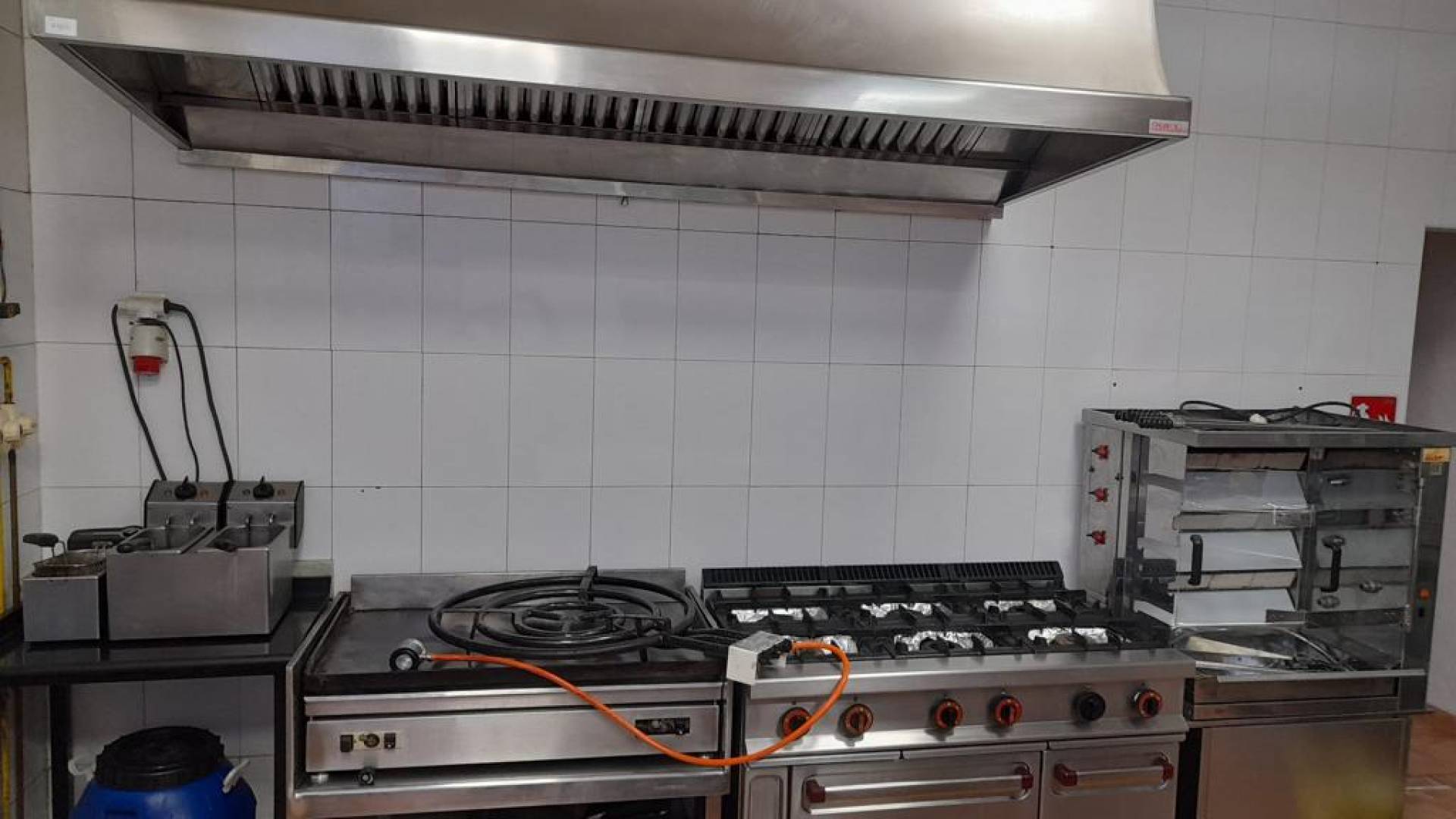 Tweedehands - Commercieel van Locaux - Alicante - Bañeres