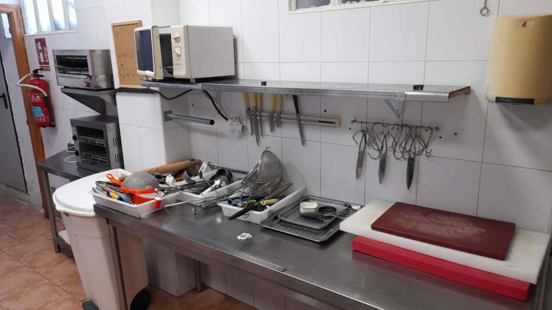 Tweedehands - Commercieel van Locaux - Alicante - Bañeres