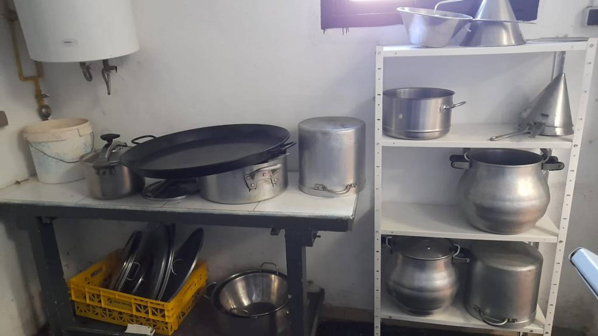 Tweedehands - Commercieel van Locaux - Alicante - Bañeres