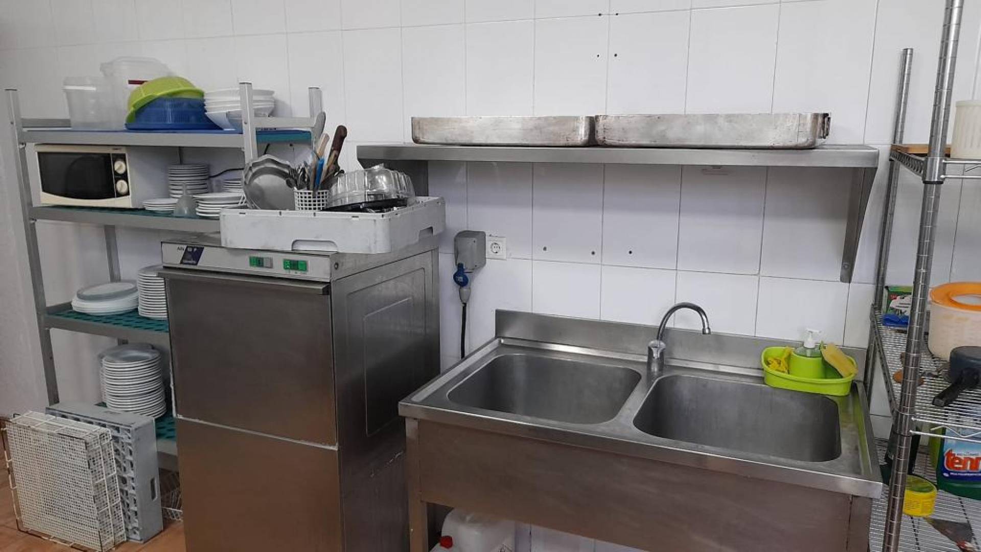 Tweedehands - Commercieel van Locaux - Alicante - Bañeres