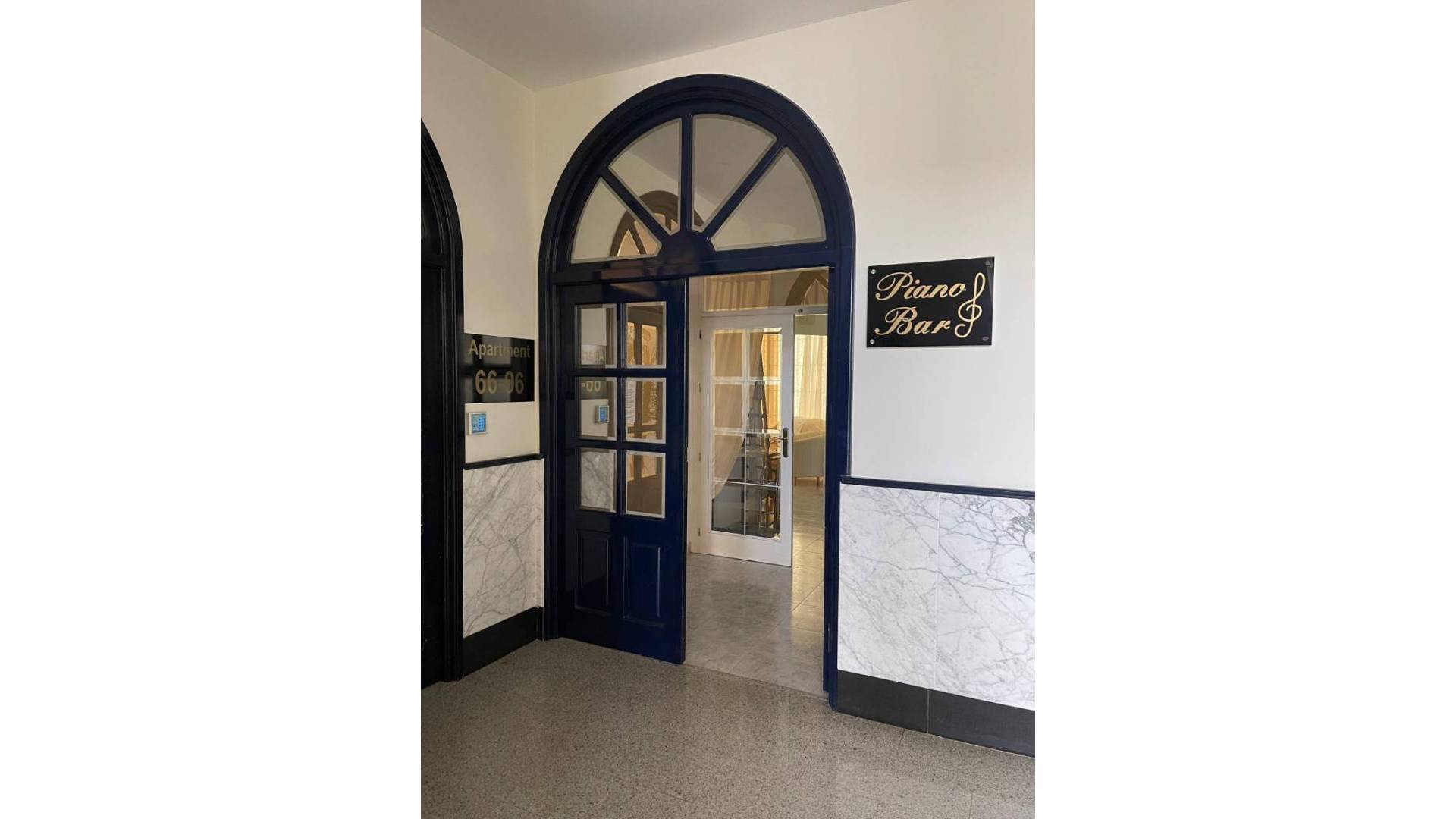 Tweedehands - Commercieel van Locaux - Guardamar del Segura - Guardamar Playa