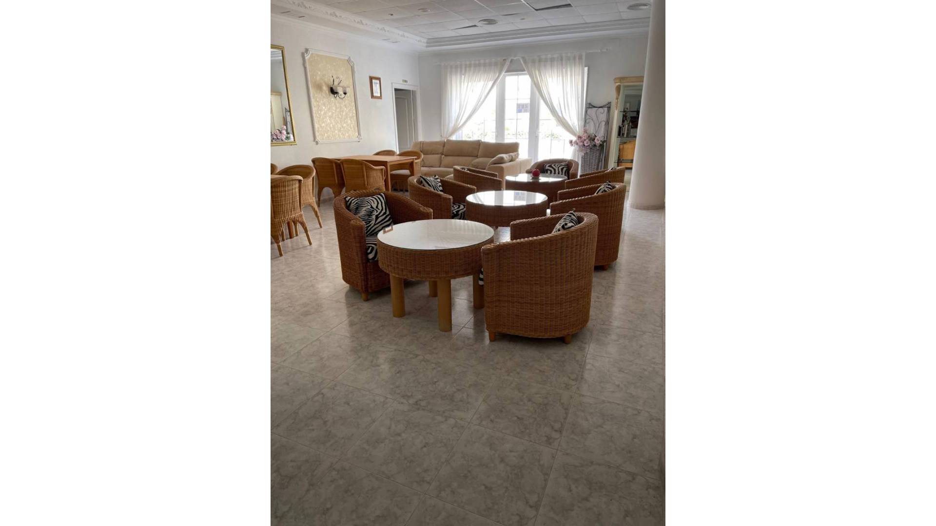 Tweedehands - Commercieel van Locaux - Guardamar del Segura - Guardamar Playa