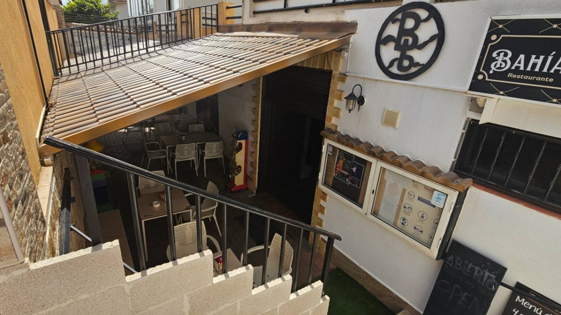 Tweedehands - Commercieel van Locaux - Torrevieja - Aguas Nuevas