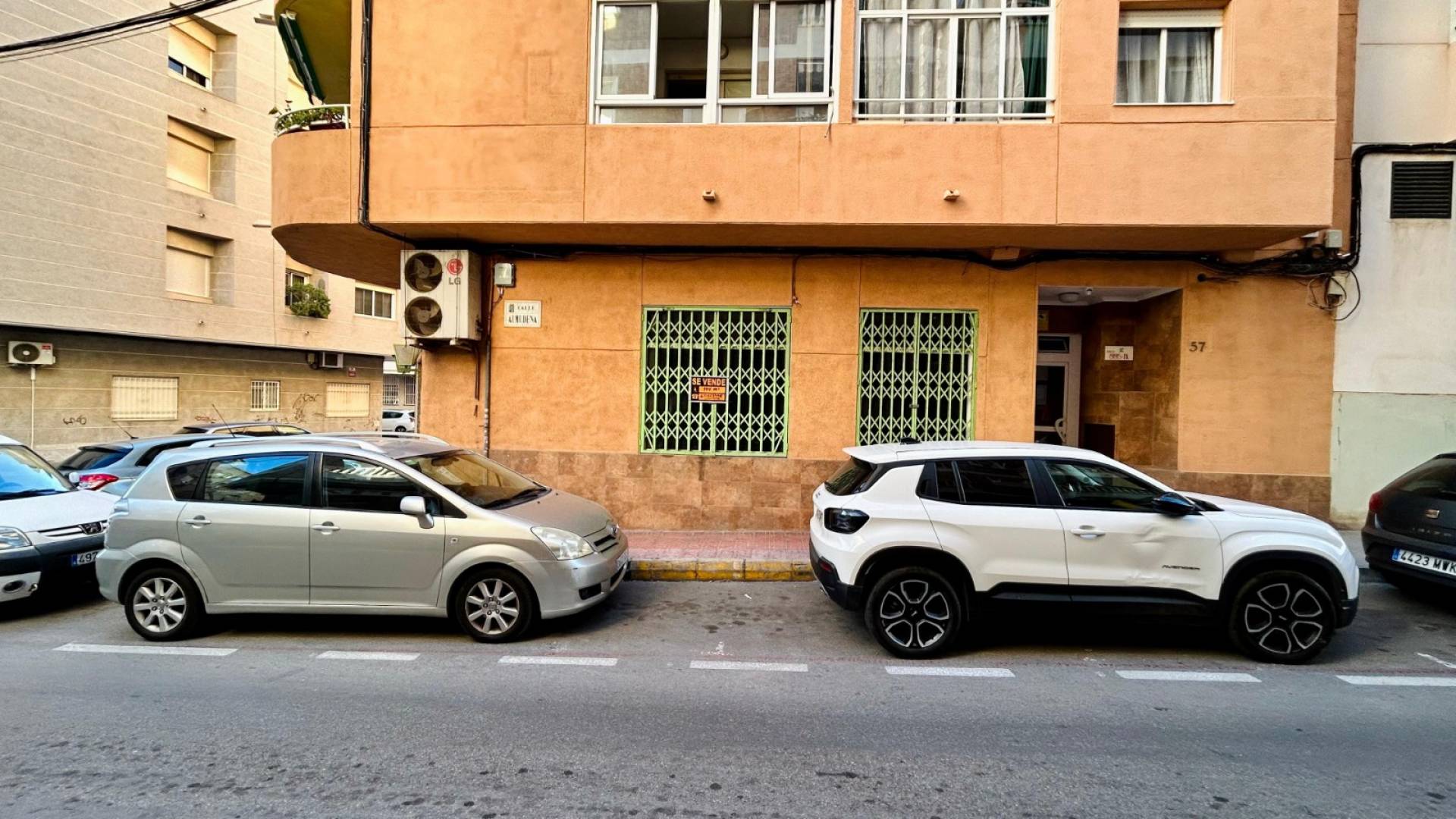 Tweedehands - Commercieel van Locaux - Torrevieja - Center