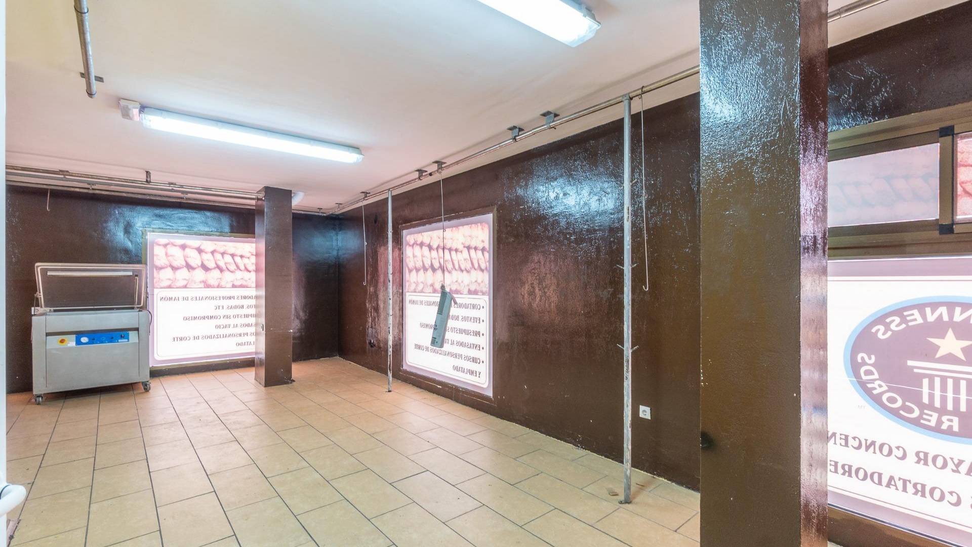 Tweedehands - Commercieel van Locaux - Torrevieja - Paseo maritimo