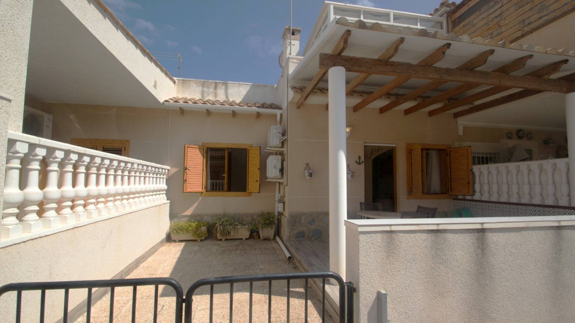 Tweedehands - Halfvrijstaand - Torrevieja - Los altos