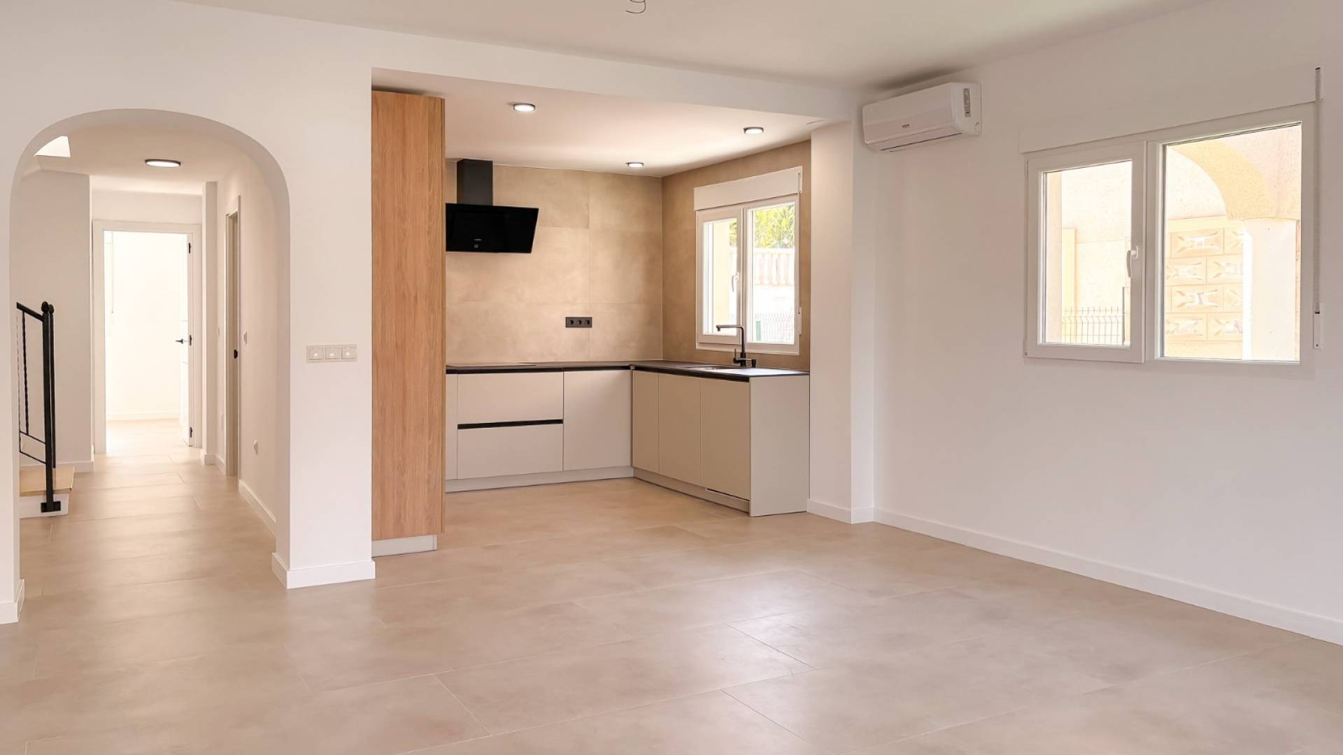 Tweedehands - Halfvrijstaande villa - El Campello - Pueblo Acantilado - Venta Lanuza