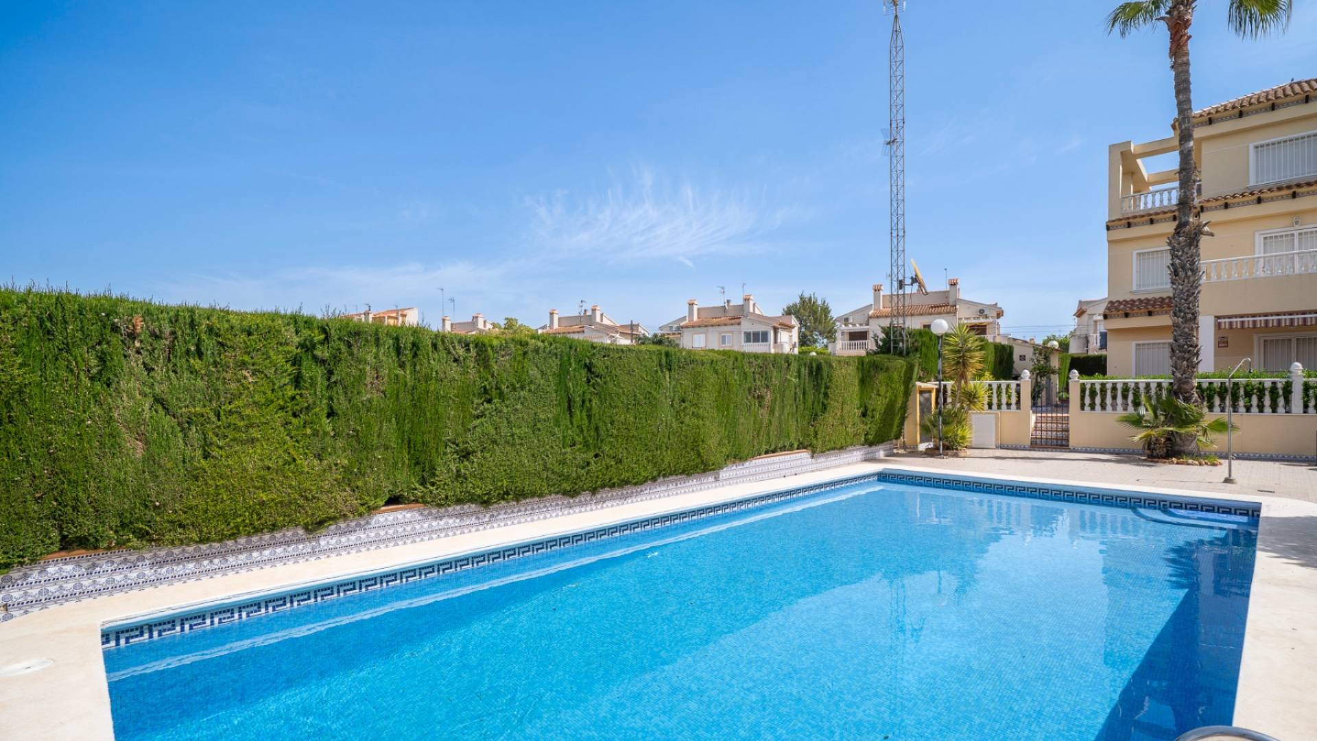 Tweedehands - Halfvrijstaande villa - Guardamar del Segura - El Moncayo