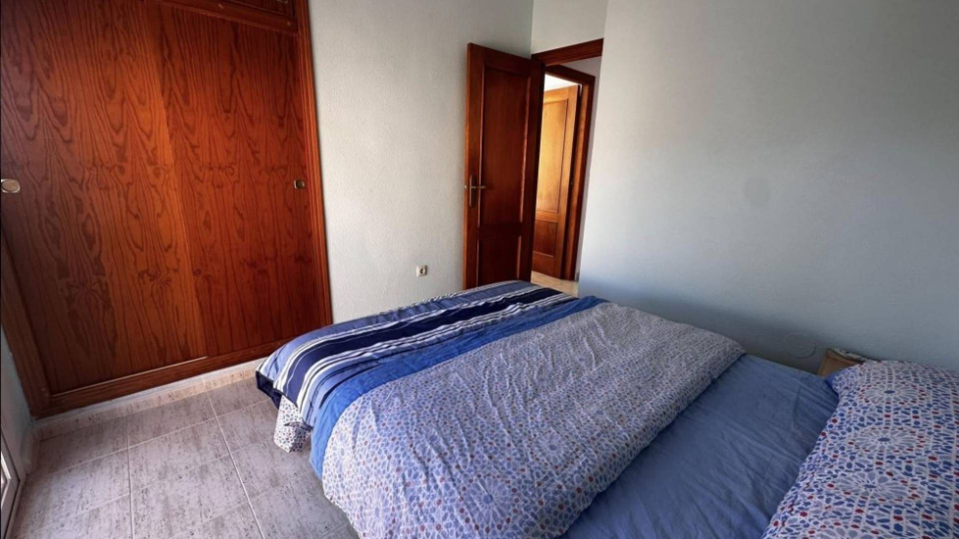 Tweedehands - Halfvrijstaande villa - Torrevieja