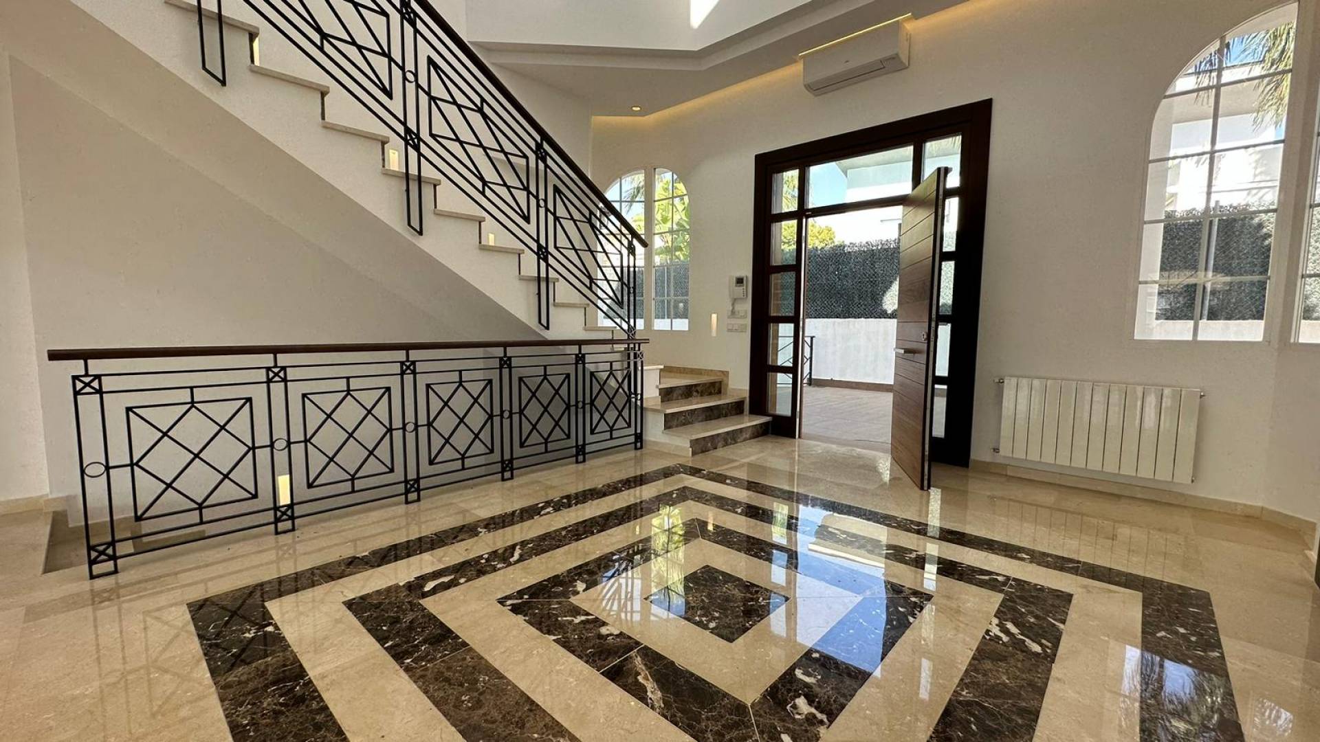 Tweedehands - Onafhankelijke villa - Alfas del Pí - Alfaz del Pí