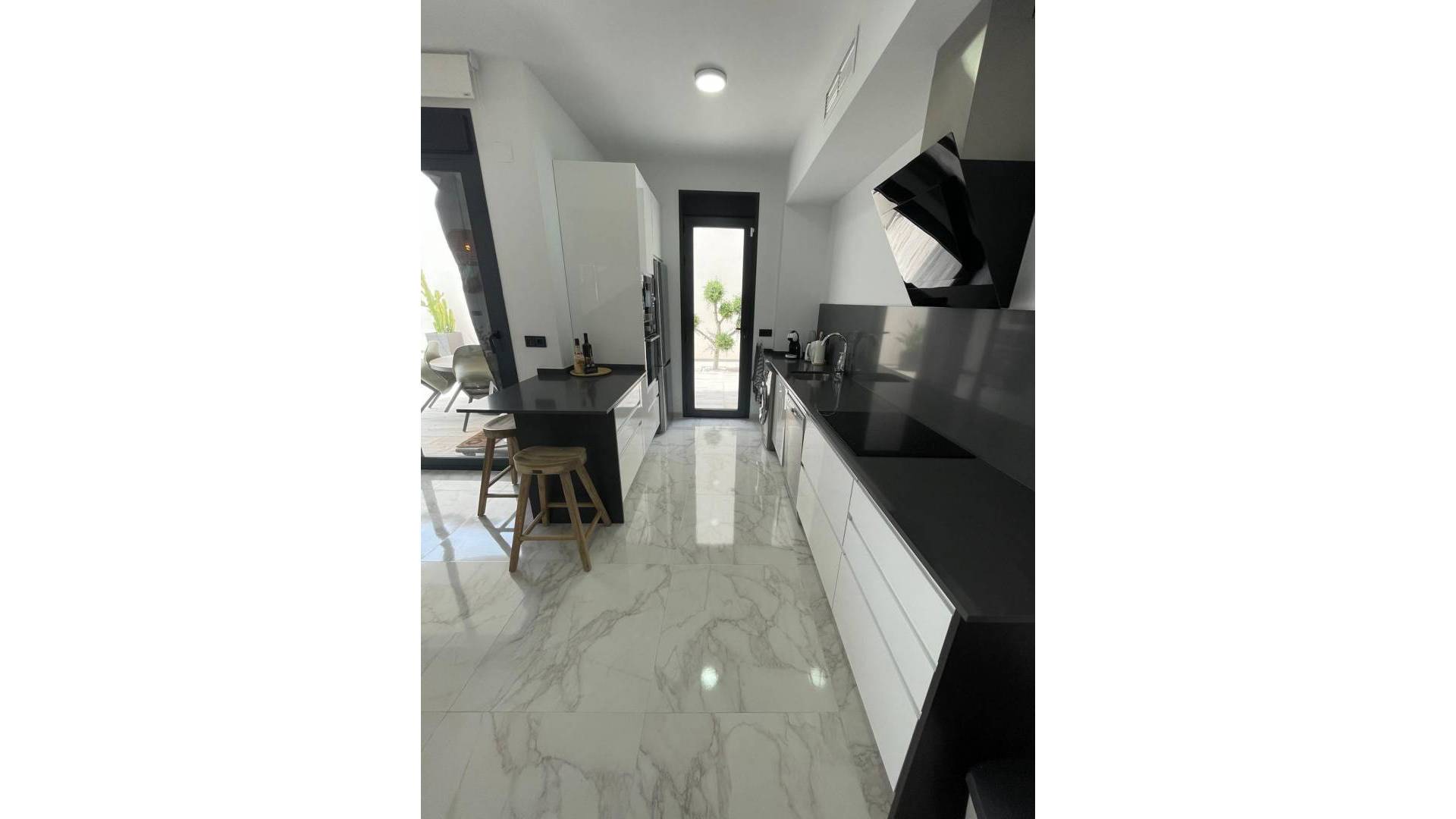 Tweedehands - Onafhankelijke villa - Benijofar