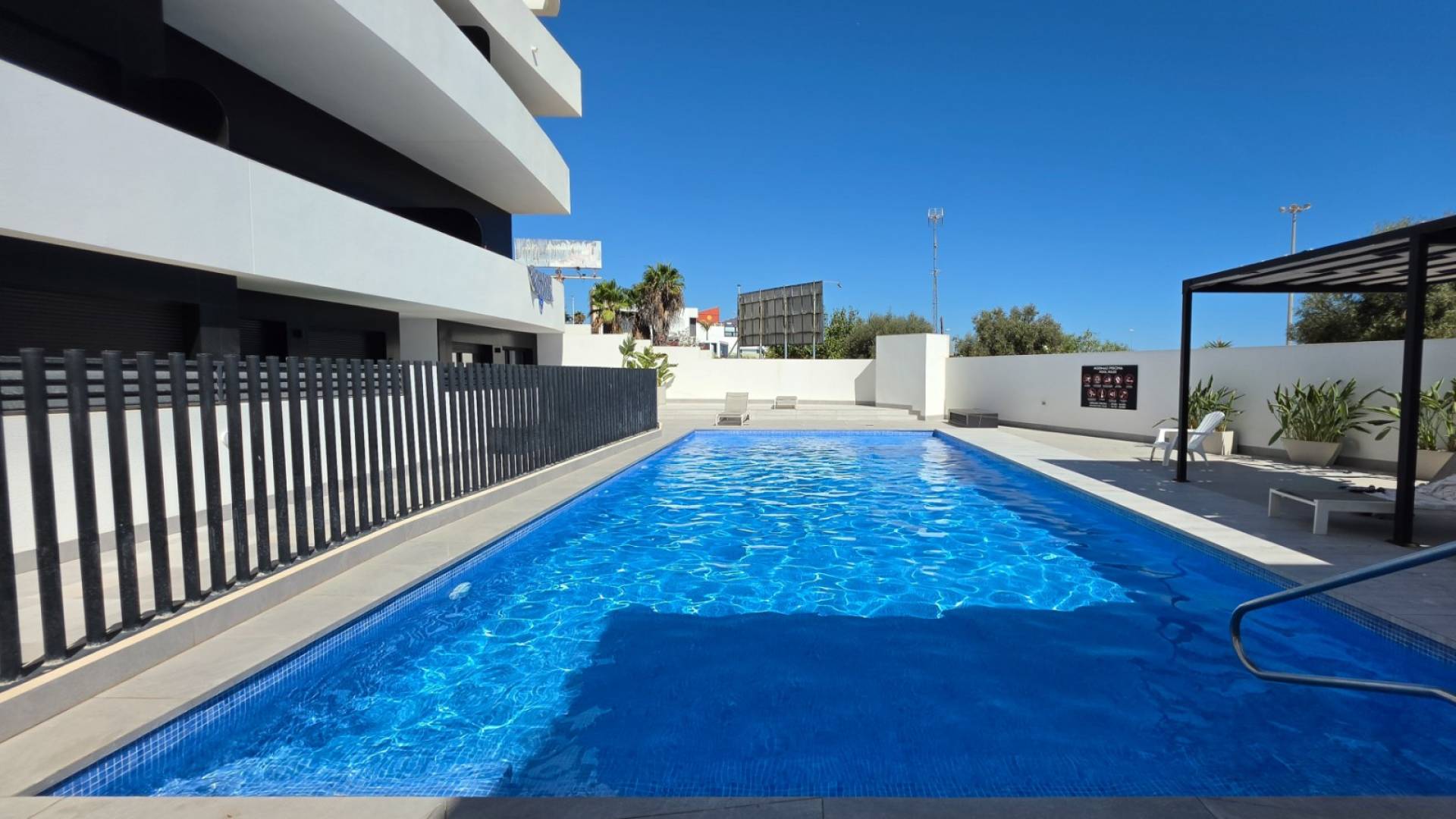 Tweedehands - Onafhankelijke villa - Guardamar del Segura - Urbanizaciones