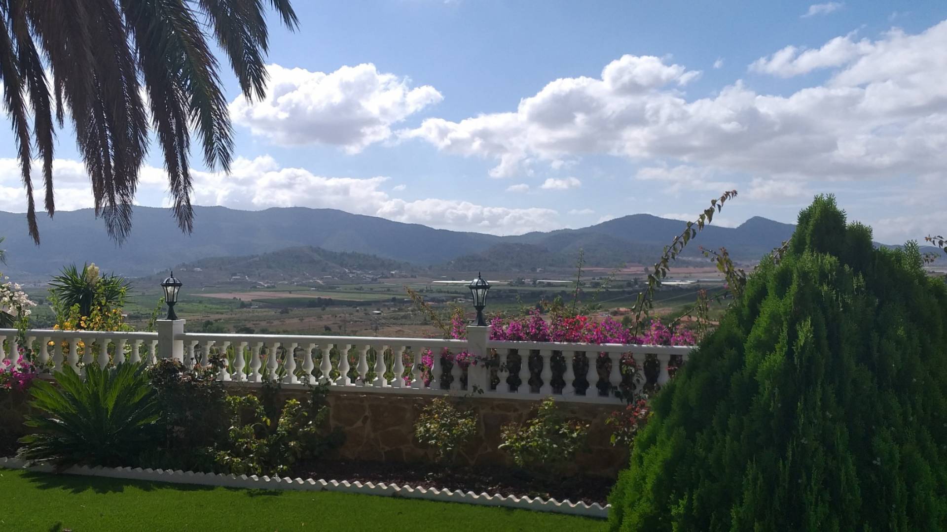 Tweedehands - Onafhankelijke villa - Hondón de las Nieves