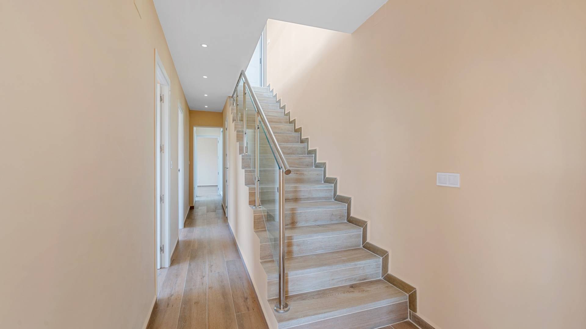 Tweedehands - Onafhankelijke villa - La Nucía