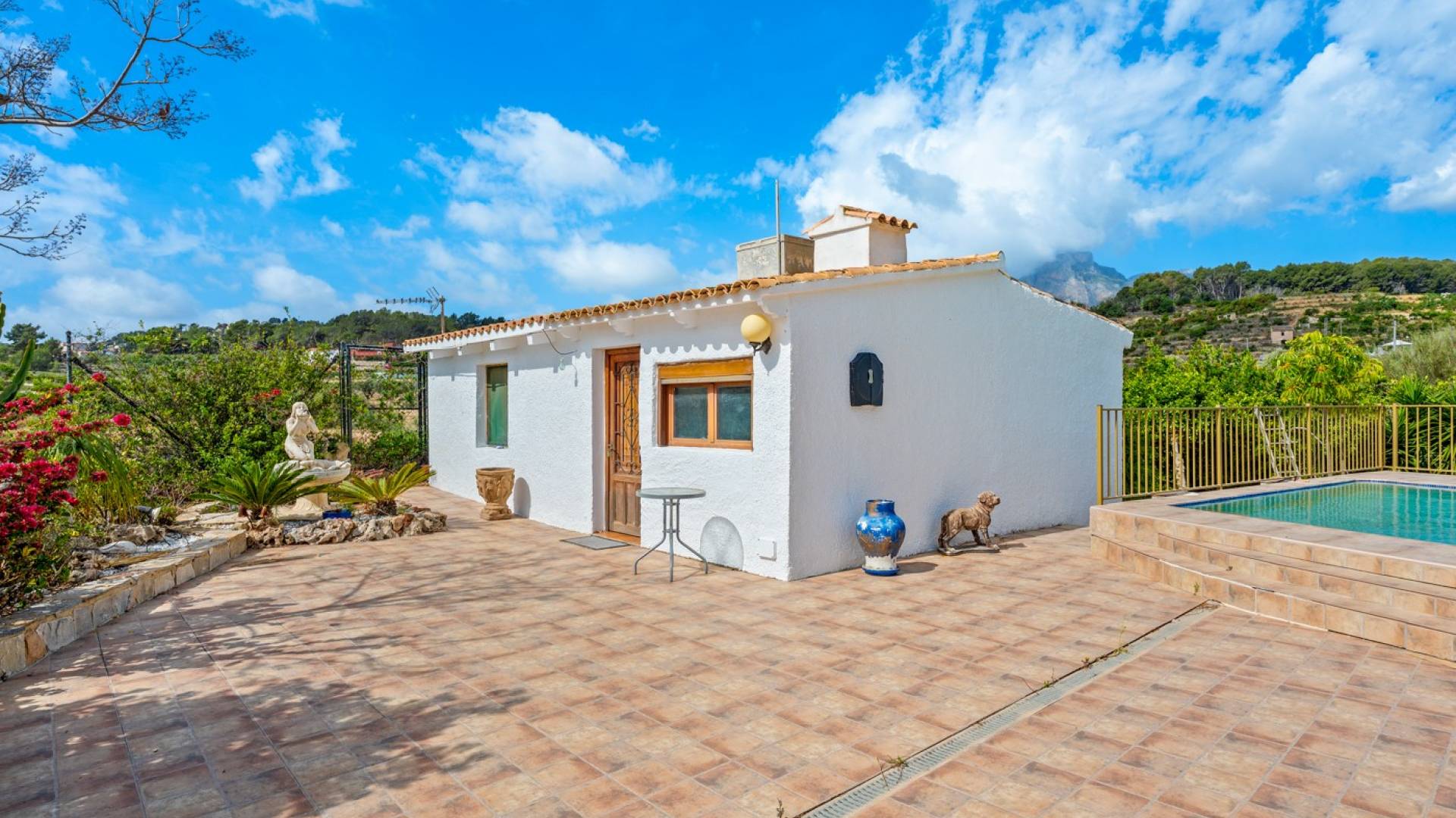 Tweedehands - Onafhankelijke villa - La Nucía