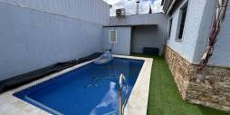 Tweedehands - Onafhankelijke villa - Los Urrutias