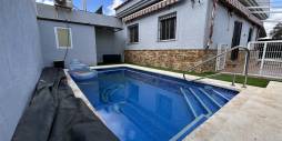Tweedehands - Onafhankelijke villa - Los Urrutias