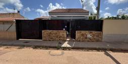 Tweedehands - Onafhankelijke villa - Los Urrutias