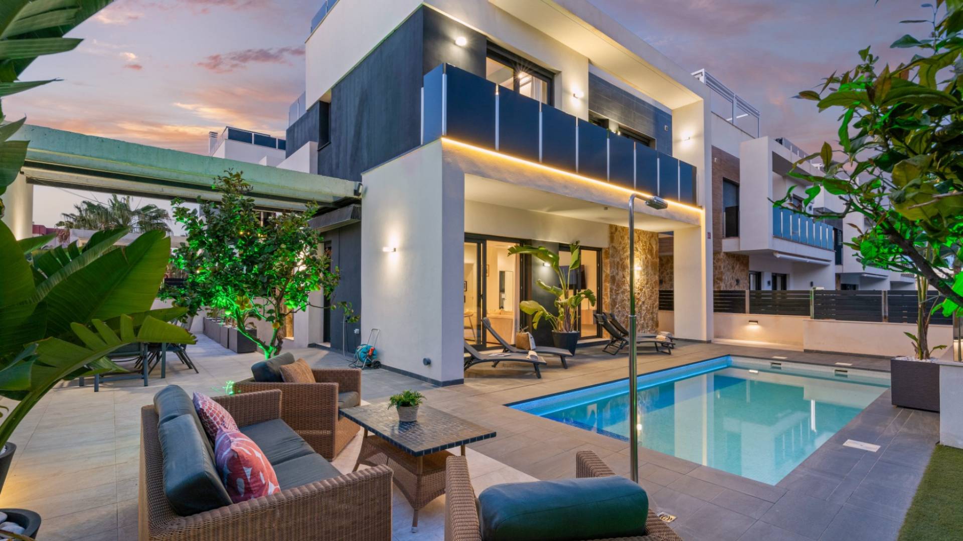 Tweedehands - Onafhankelijke villa - Orihuela Costa - Lomas de Campoamor