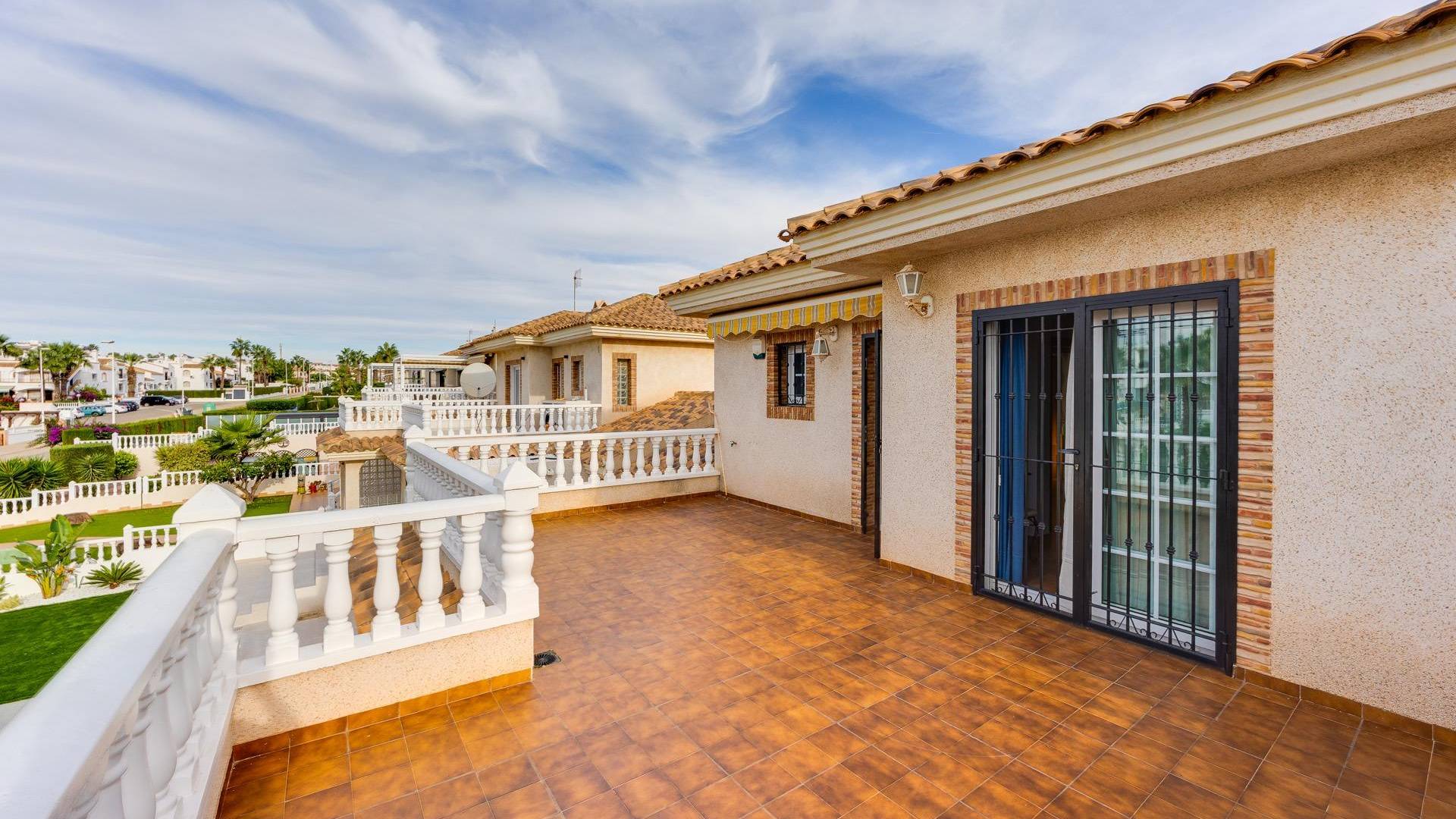 Tweedehands - Onafhankelijke villa - Orihuela Costa - Los Dolses