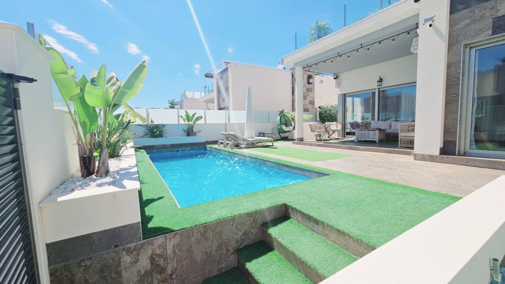 Tweedehands - Onafhankelijke villa - Orihuela Costa - Villamartín-Las Filipinas