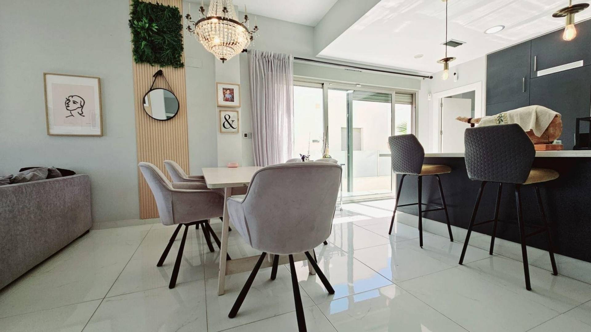 Tweedehands - Onafhankelijke villa - Orihuela Costa - Villamartín-Las Filipinas