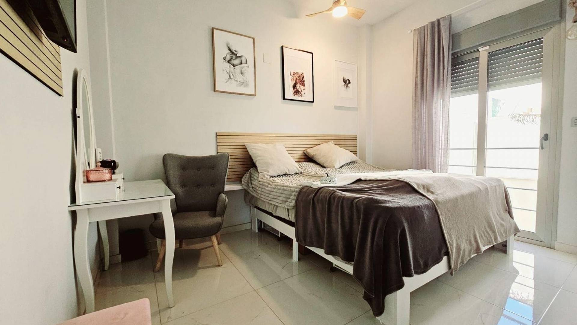 Tweedehands - Onafhankelijke villa - Orihuela Costa - Villamartín-Las Filipinas