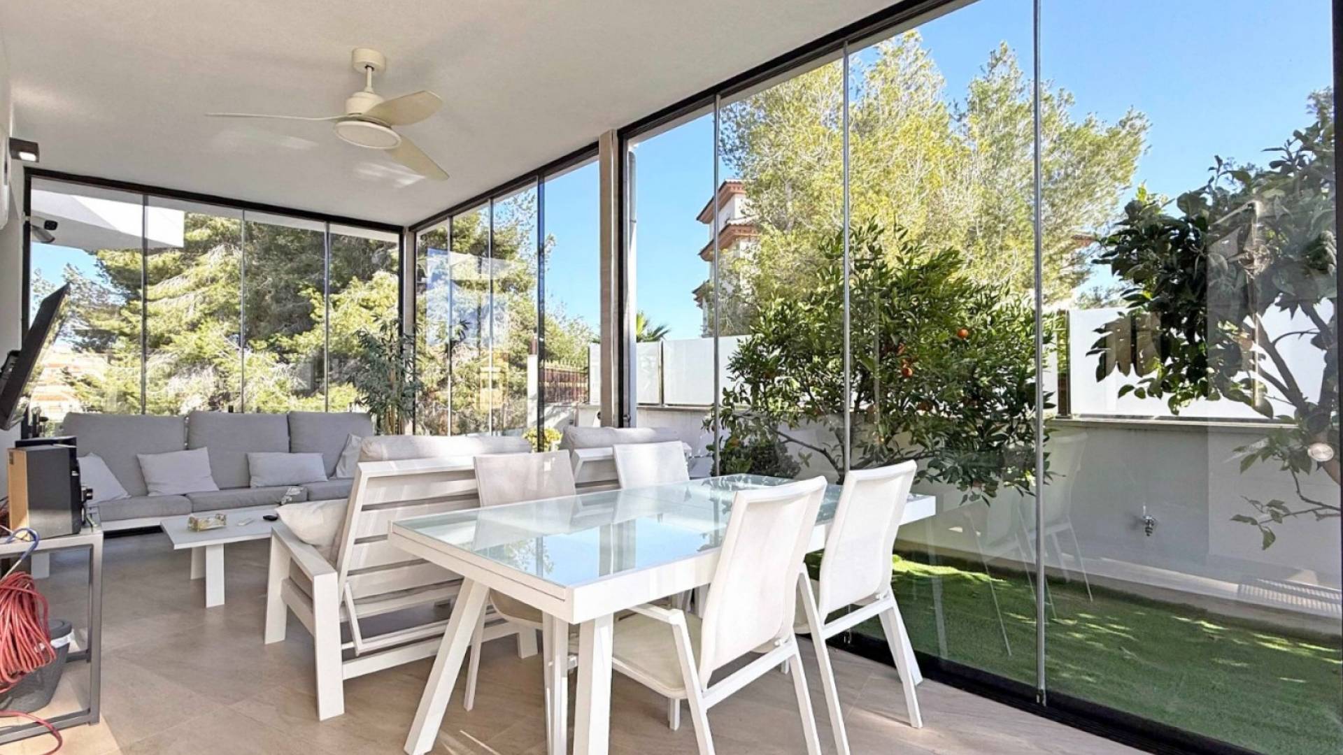 Tweedehands - Onafhankelijke villa - Orihuela Costa - Villamartin