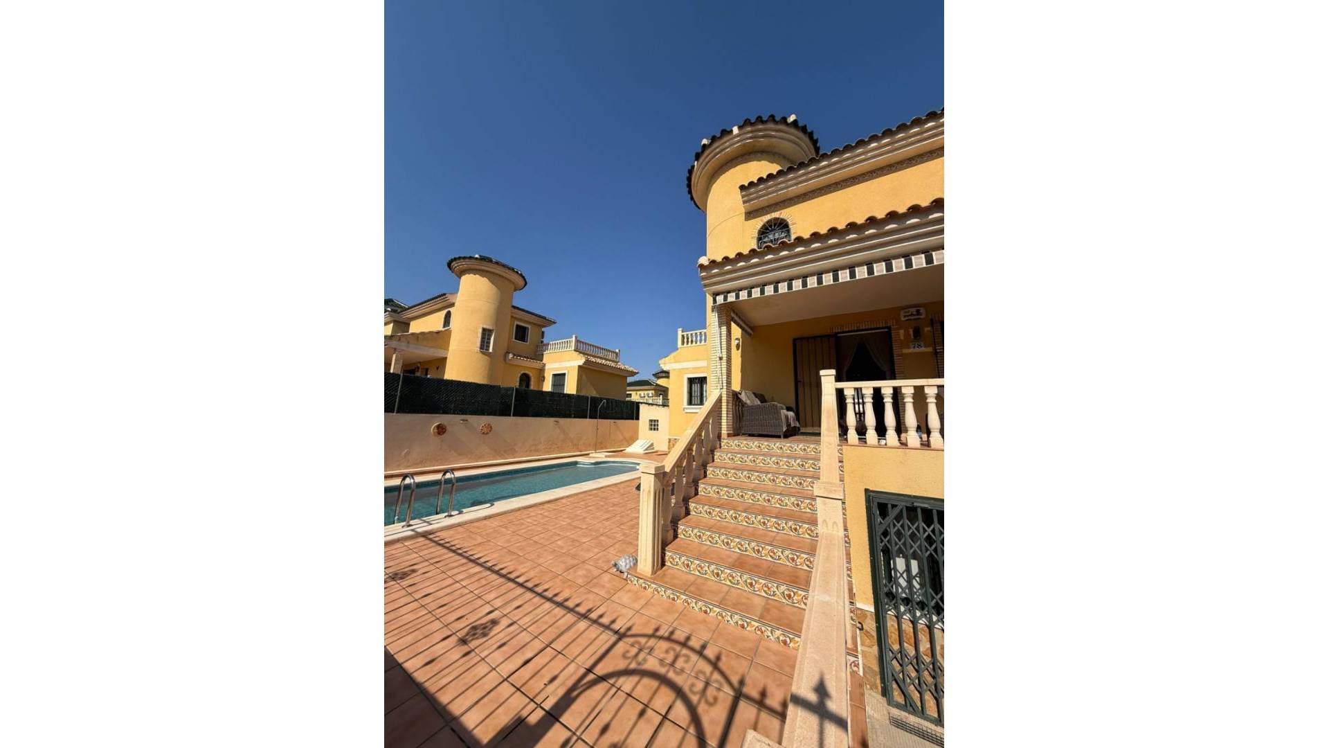 Tweedehands - Onafhankelijke villa - Orihuela - Villamartin