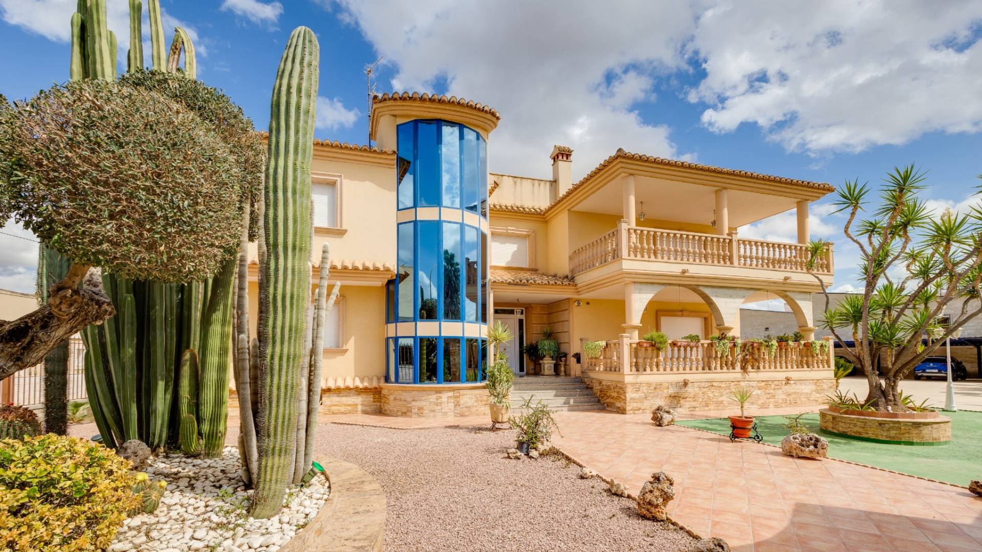 Tweedehands - Onafhankelijke villa - Orihuela