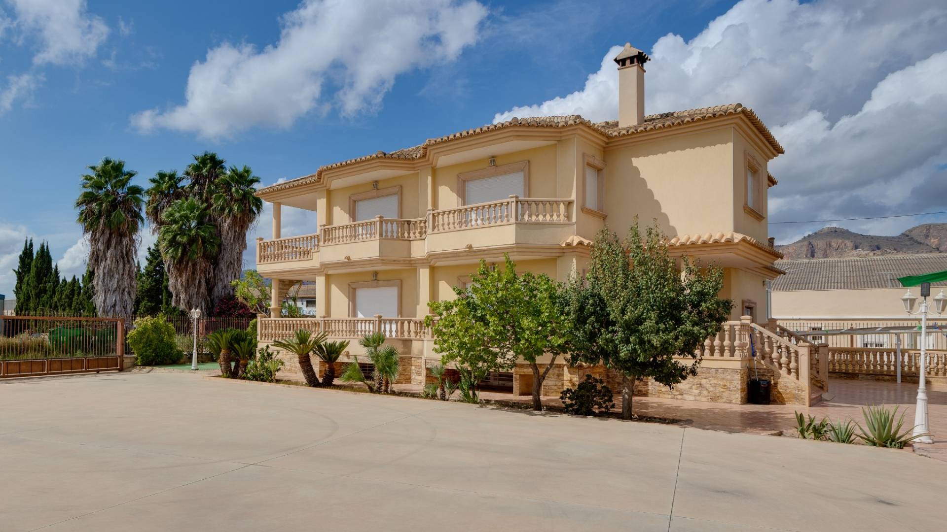 Tweedehands - Onafhankelijke villa - Orihuela