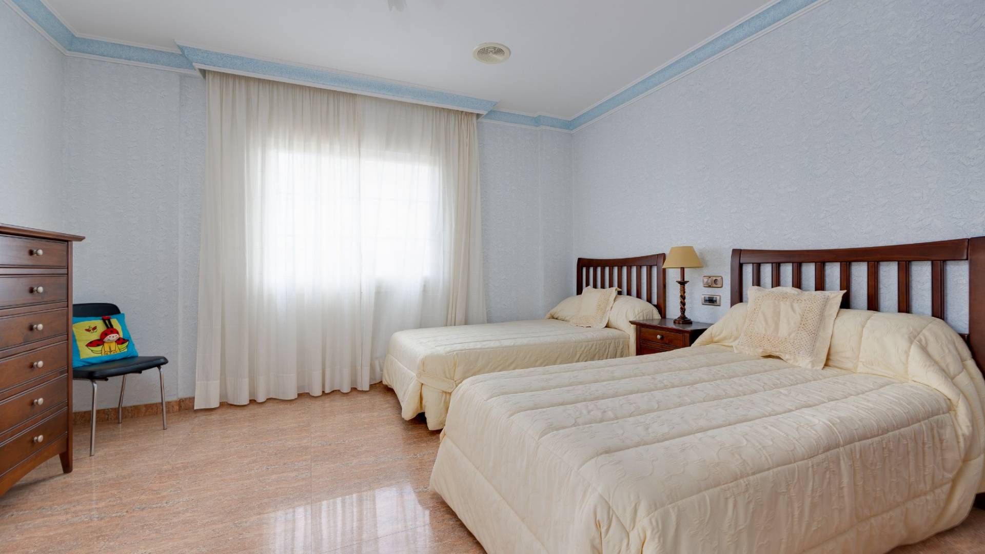 Tweedehands - Onafhankelijke villa - Orihuela