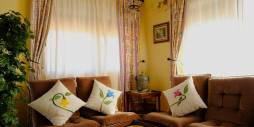 Tweedehands - Onafhankelijke villa - Orihuela