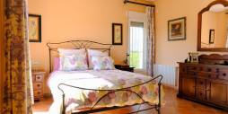 Tweedehands - Onafhankelijke villa - Orihuela