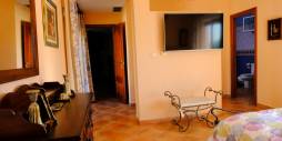 Tweedehands - Onafhankelijke villa - Orihuela