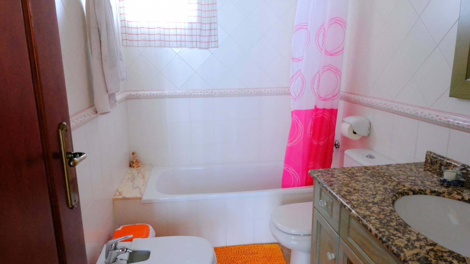 Tweedehands - Onafhankelijke villa - Orihuela