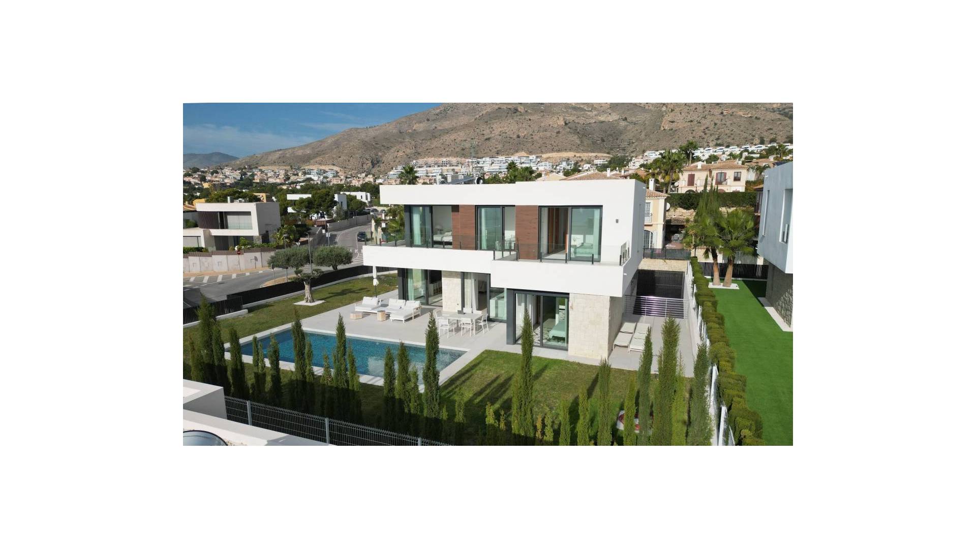 Tweedehands - Onafhankelijke villa - Sierra Cortina