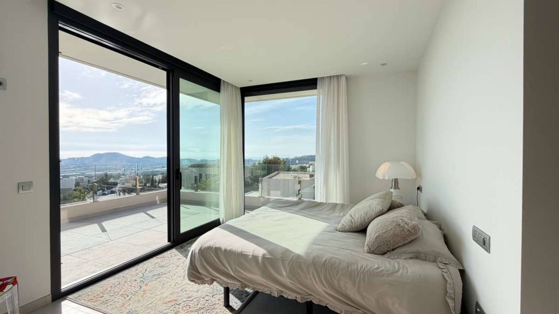 Tweedehands - Onafhankelijke villa - Sierra Cortina