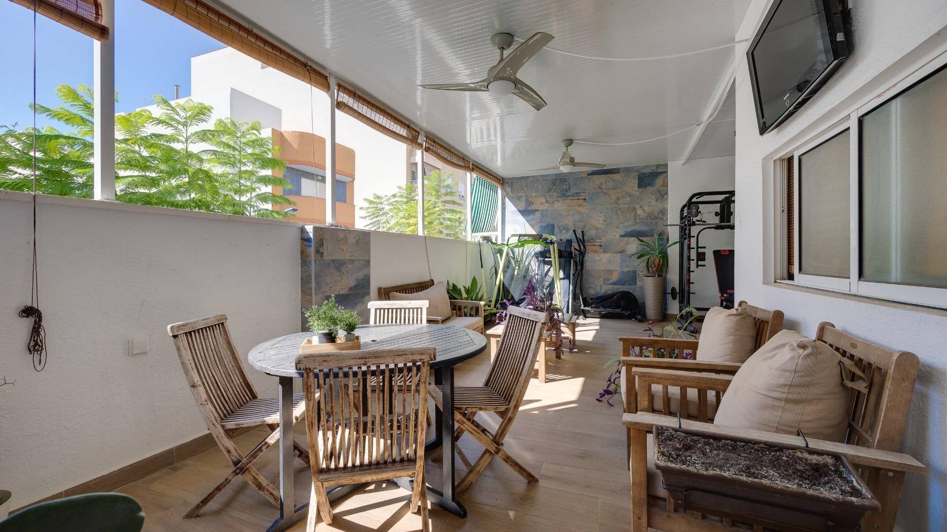 Tweedehands - Onafhankelijke villa - Torrevieja - Centro