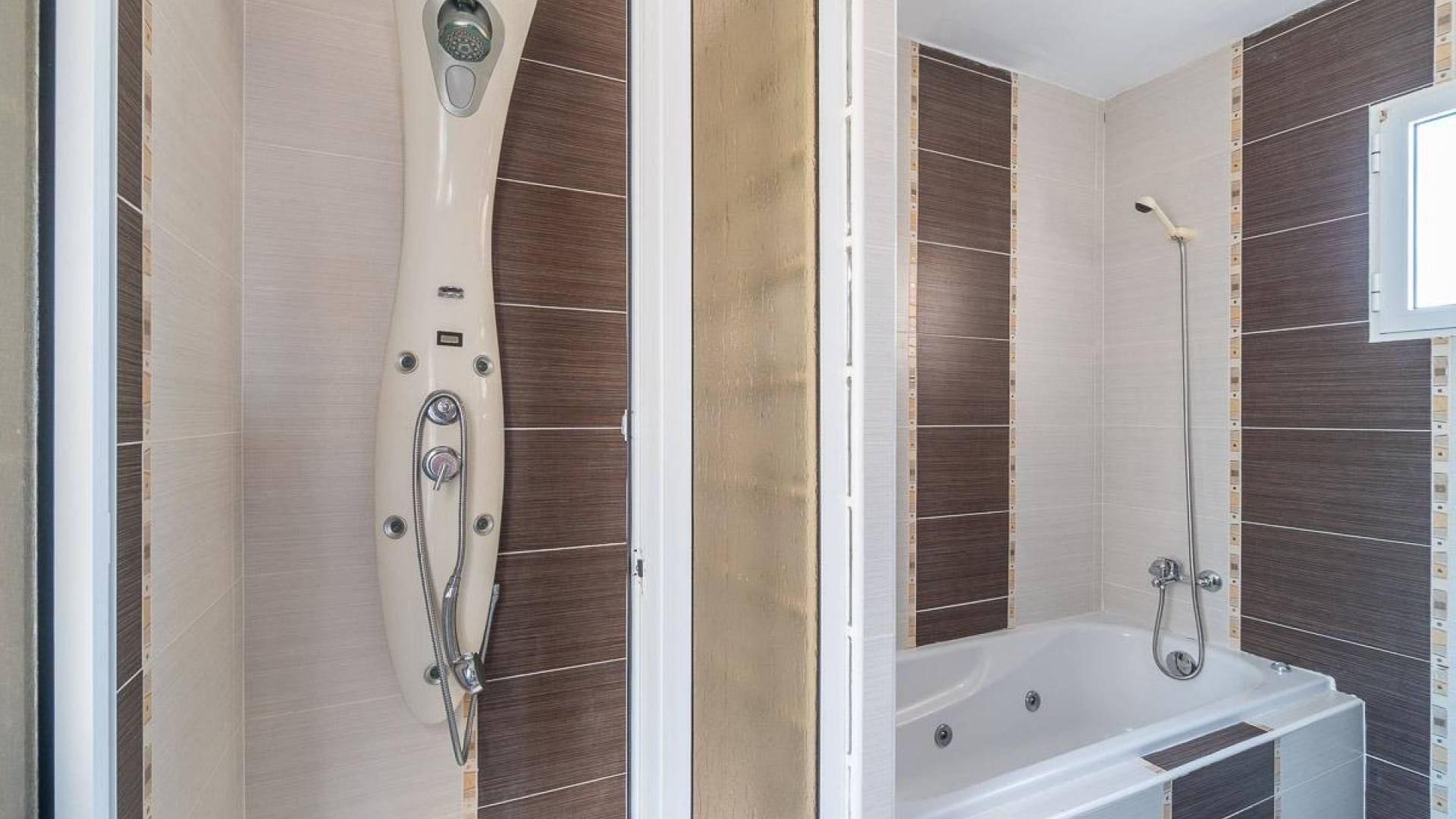 Tweedehands - Onafhankelijke villa - Torrevieja - La Mata